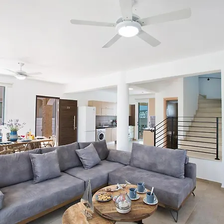 فيلة The Ultimate 5 Star Holiday In With Private Pool And Close To The Beach Paralimni 1324